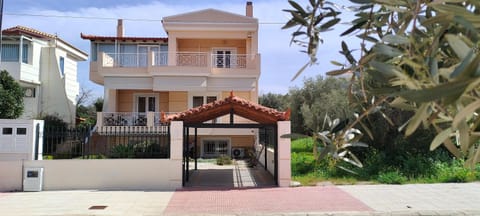 Natageo House in Euboea