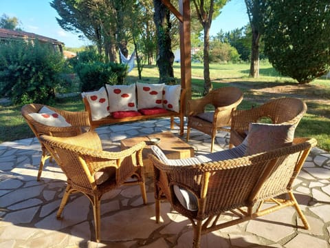 Garden, Garden view, Internal: Not applicable to any particular room
