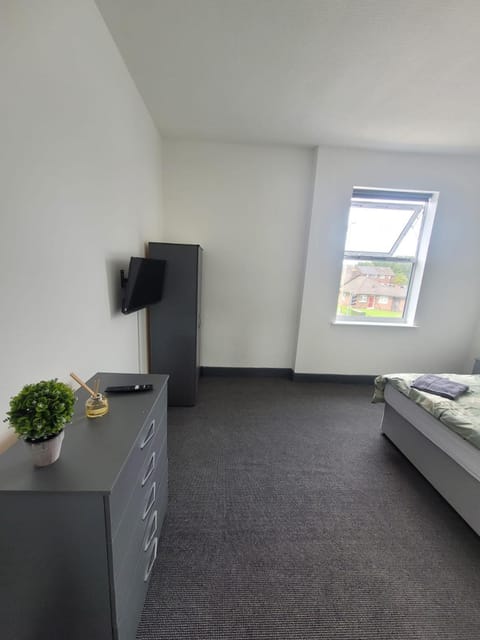 The Goldmine Rooms Apartment hotel in Widnes