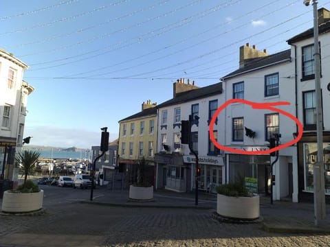 Neighbourhood, Natural landscape, Street view, Location