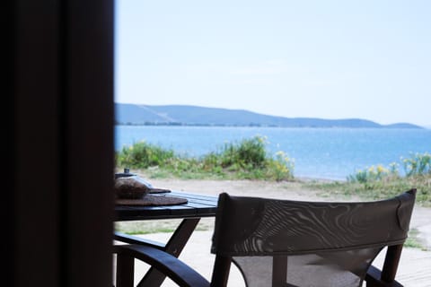 Property building, Patio, Day, View (from property/room), Balcony/Terrace, Dining area, Sea view, Location