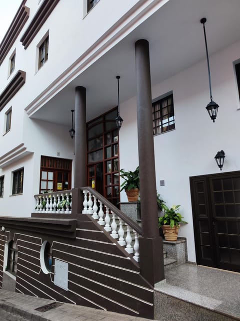 Property building, Facade/entrance