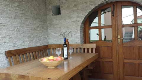 Property building, Food and drinks