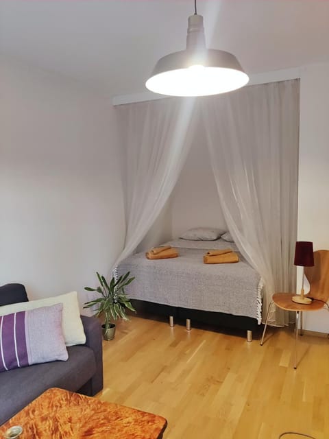 Bed, Photo of the whole room