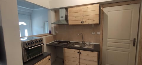 Stone apartment Apartment in Euboea