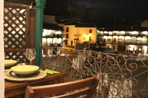 Balcony/Terrace, Photo of the whole room, Landmark view