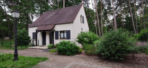 Maison Daubigny House in Fontainebleau