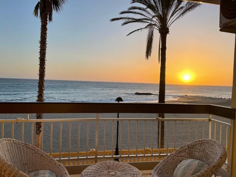 View (from property/room), Balcony/Terrace, Sea view, Sunset