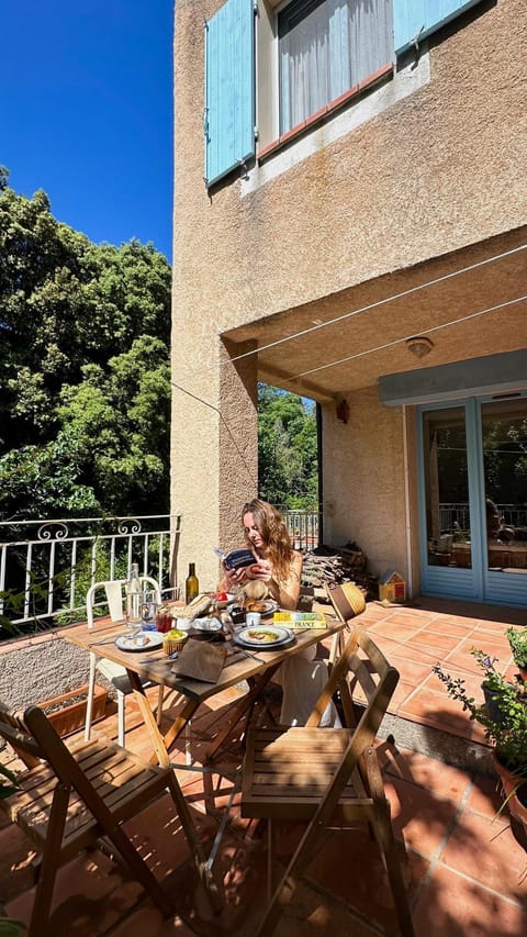 Spring, Balcony/Terrace, Garden view