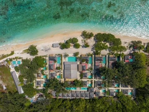 Property building, Natural landscape, Beach, Sea view, Swimming pool