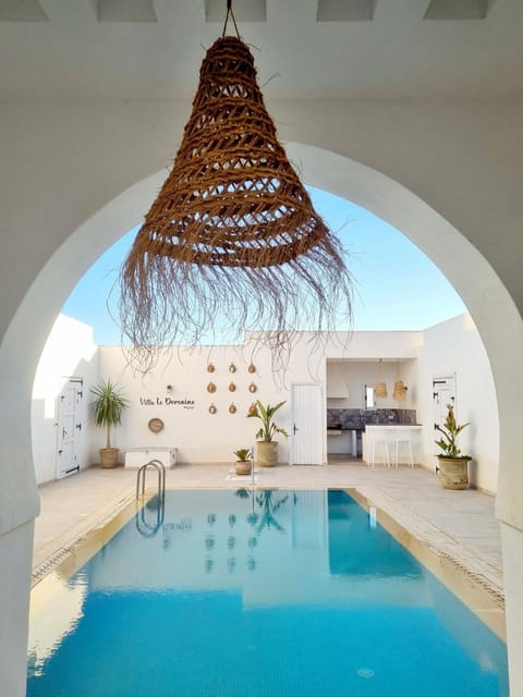 Patio, Pool view, Swimming pool