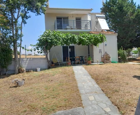 Georgia's Summer House House in Decentralized Administration of Macedonia and Thrace