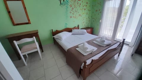 Georgia's Summer House House in Decentralized Administration of Macedonia and Thrace