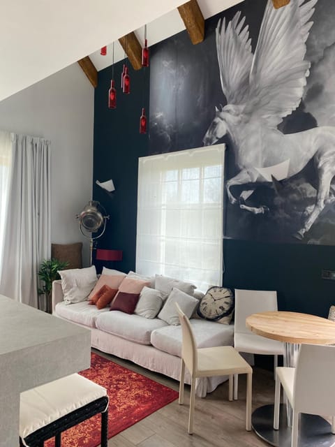Living room, Dining area