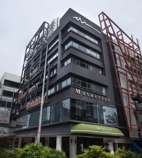 Property building, Day