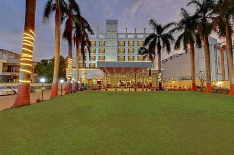 Property building, Garden view
