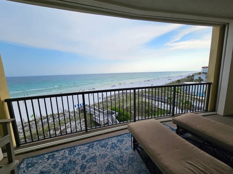 Bella Riva 409 4 bedroom Beachfront Beach set up included House in Okaloosa Island