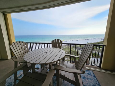Bella Riva 409 4 bedroom Beachfront Beach set up included House in Okaloosa Island