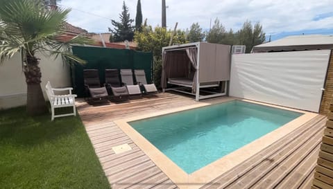 Villa Appartement 3 chambres, refait à neuf, piscine, proche mer et gare Apartment in Cagnes-sur-Mer