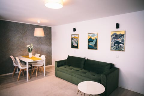 Living room, Diving