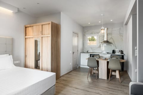 Bed, Kitchen or kitchenette, Dining area, hair dresser, wardrobe