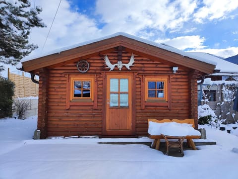 Harrys Blockhütte Chalet in Tyrol