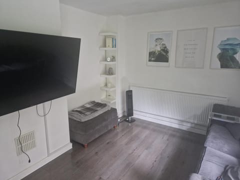 Communal lounge/ TV room, TV and multimedia, Evening entertainment