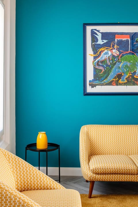 Living room, Decorative detail