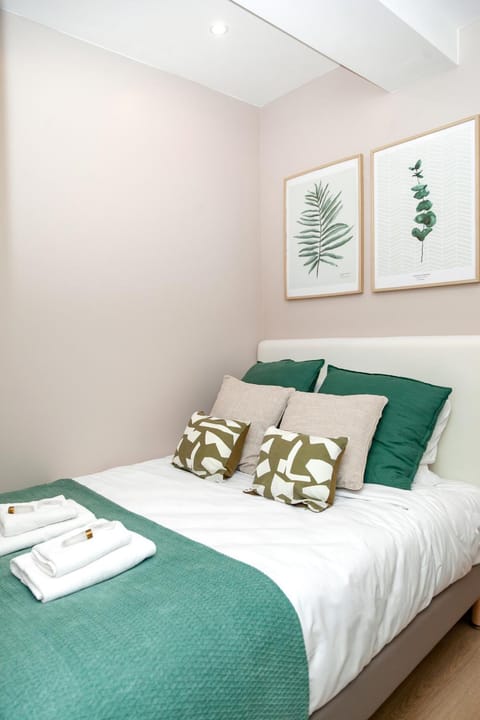 Nets Inn - Buttes Chaumont Apartment in Paris