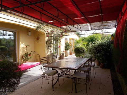 Patio, Garden