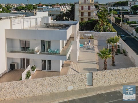 Property building, Balcony/Terrace