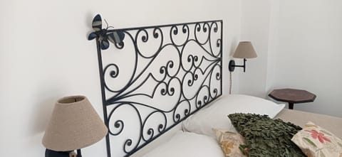 Decorative detail, Bedroom