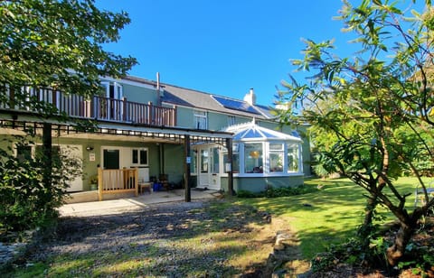 Property building, Garden