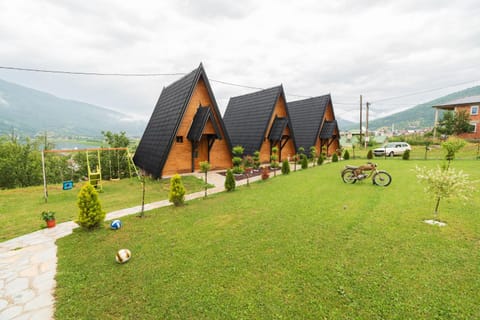 Eka's Village Chalet in Montenegro