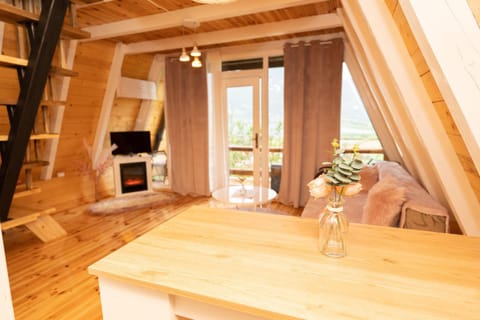 Eka's Village Chalet in Montenegro