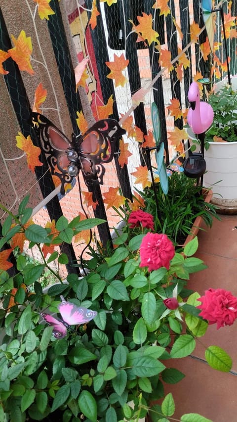 Metro La Salut Vacation rental in Badalona