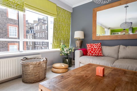 View (from property/room), Living room, Seating area, City view