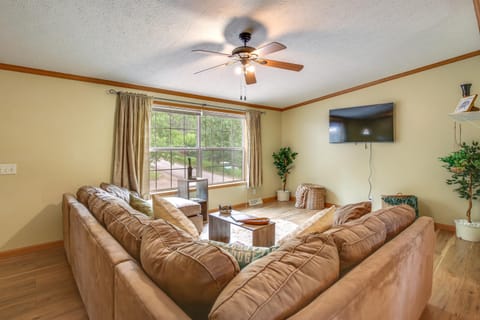 Modern Keystone Home 4 Mi to Mount Rushmore! House in Keystone