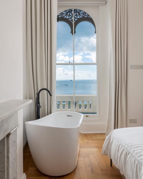 Bedroom, Sea view