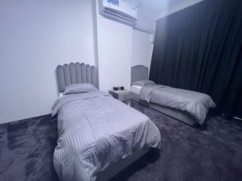 Dinar apartments - twin bed Vacation rental in Abu Dhabi