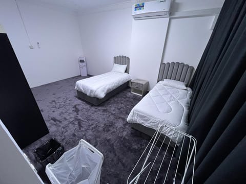 Dinar apartments - twin bed Vacation rental in Abu Dhabi