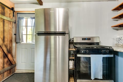 Pet-Friendly Michigan Getaway with Porch and Kayaks! House in Wisconsin