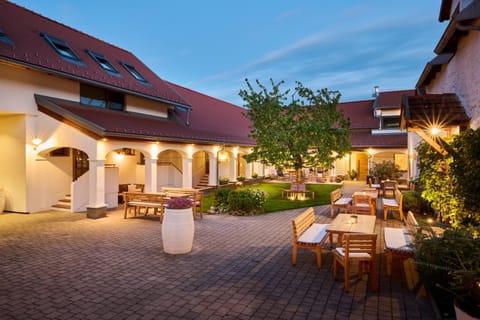 Inner courtyard view