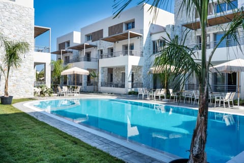 THALASSIA LUXURY APARTMENTS Apartment hotel in Decentralized Administration of Macedonia and Thrace