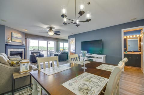 Pool and Dock Access Osage Beach Retreat! Apartment in Osage Beach