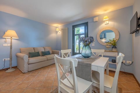 Natural landscape, Living room, Seating area