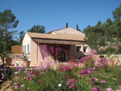 Property building, Patio, Garden, Garden, Balcony/Terrace, Garden view
