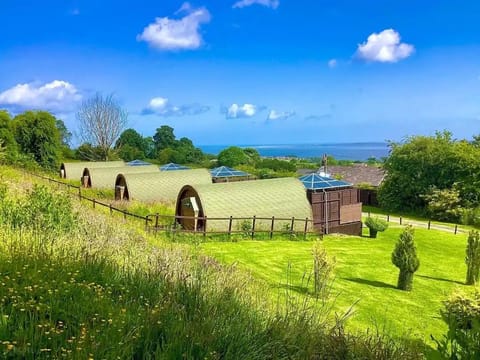 Acorns Luxury Glamping Campground/
RV Resort in Wales