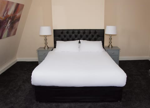 Castle Park Hotel Bed and Breakfast in Leicester