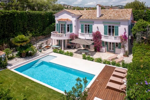 Stunning Belle Époque villa with swimming pool walking distance of Cannes Villa in Cannes